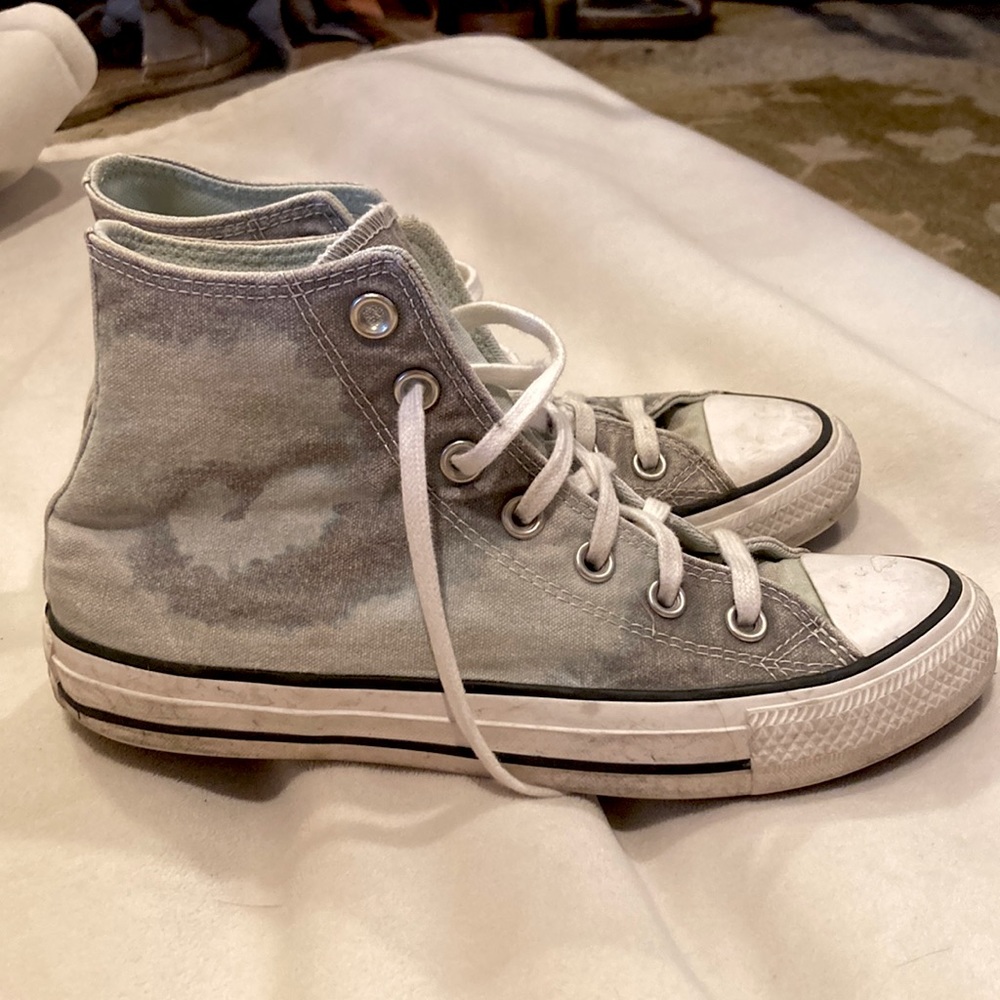 Converse colored soft green/grey tie dye